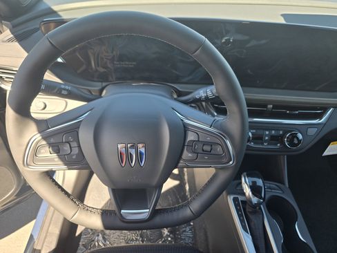 New 2025 Buick Envista Preferred w/ Convenience I Package image 10