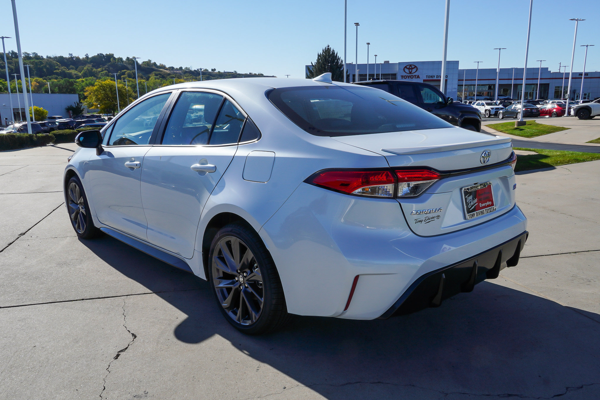 New 2027 Toyota Corolla SE FWD image 6