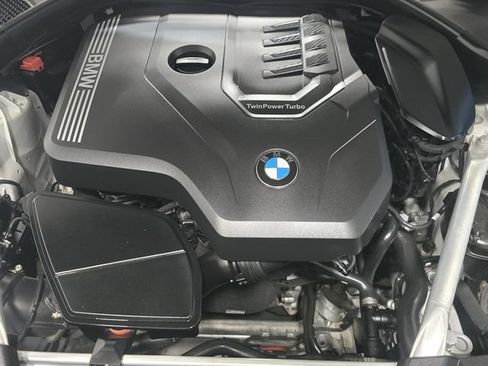 Used 2023 BMW 530i xDrive w/ Premium Package AWD/4WD image 8