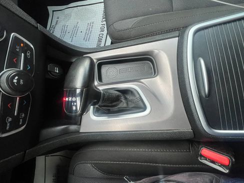 Used 2022 Dodge Charger SXT RWD image 23