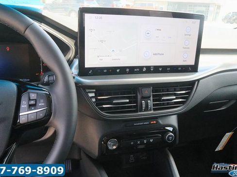 Used 2024 Ford Escape SE image 18