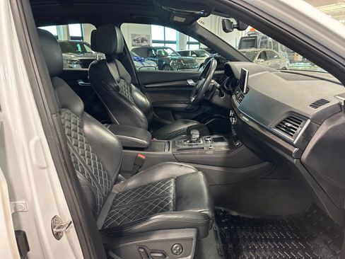 Used 2020 Audi SQ5 Premium Plus w/ Premium Plus Package AWD/4WD image 43