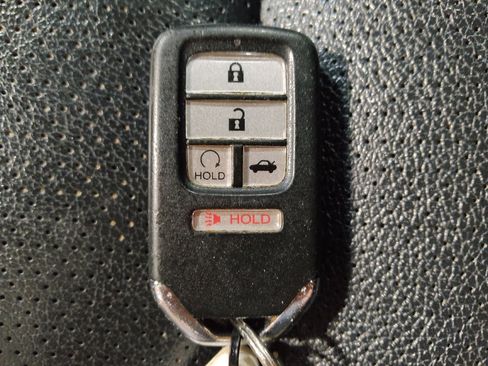 Used 2017 Honda Accord EX-L image 32