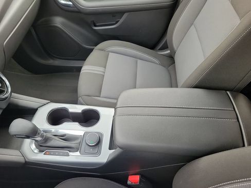 Used 2025 Chevrolet Blazer LT FWD image 22