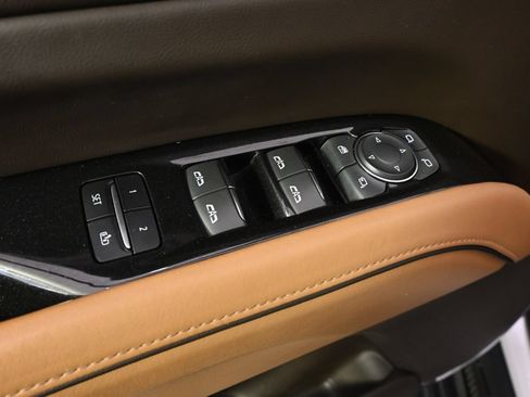 Used 2021 Cadillac Escalade Premium Luxury w/ Driver Assist Tech Package AWD/4WD image 24