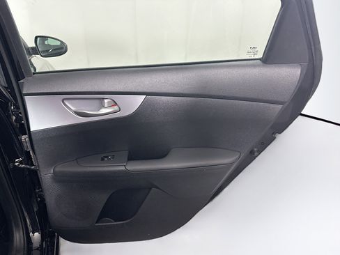 Used 2024 Kia Forte LXS image 27