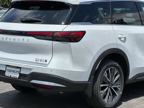 New 2027 INFINITI QX60 Luxe w/ Cargo Package AWD/4WD image 8