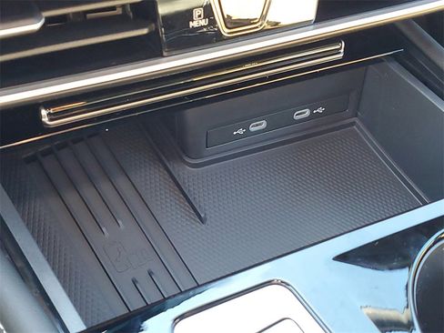 New 2026 Volkswagen Atlas Cross Sport SE image 26