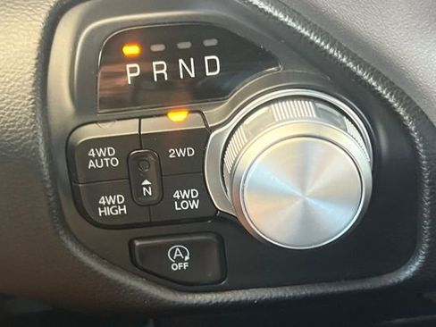 Used 2024 RAM 1500 Laramie AWD/4WD image 27