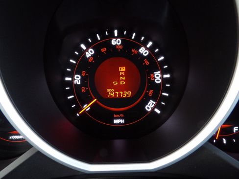 Used 2013 Toyota 4Runner SR5 image 15