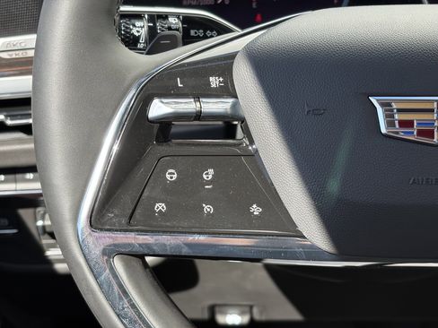 New 2026 Cadillac Escalade ESV Luxury image 20