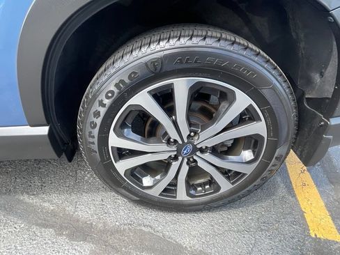 Used 2019 Subaru Forester Limited AWD/4WD image 30