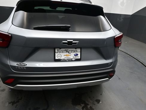 New 2026 Chevrolet Trax LT w/ Driver Confidence Package FWD image 14