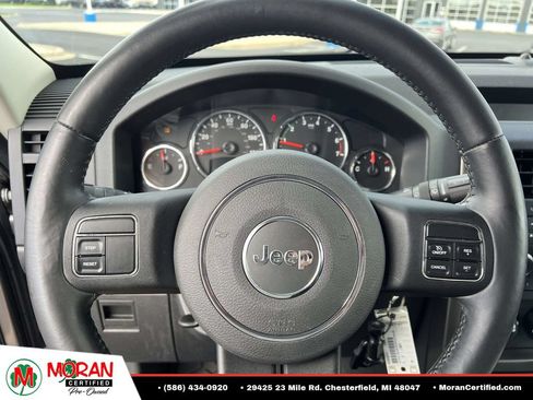 Used 2012 Jeep Liberty Sport w/ Popular Equipment Group AWD/4WD image 17