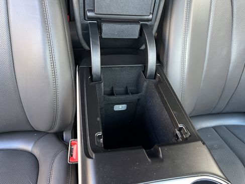 Used 2019 Lincoln Nautilus Reserve image 25