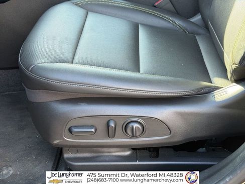 Used 2024 Chevrolet Trax ACTIV w/ Driver Confidence Package image 34