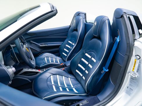 Used 2017 Ferrari 488 Spider RWD image 35
