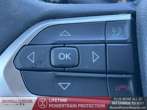 Used 2022 Jeep Compass Latitude image 11