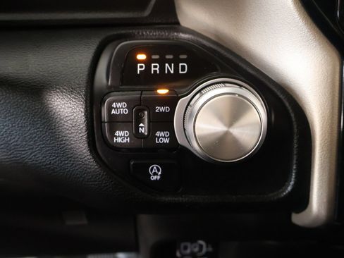 Used 2022 RAM 1500 Laramie AWD/4WD image 9