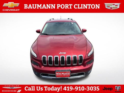 Used 2017 Jeep Cherokee Limited AWD/4WD image 9