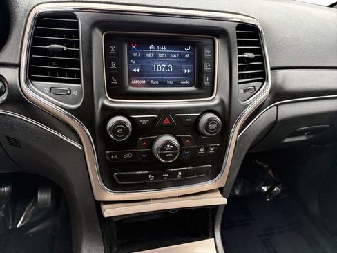 Used 2014 Jeep Grand Cherokee Limited AWD/4WD image 14
