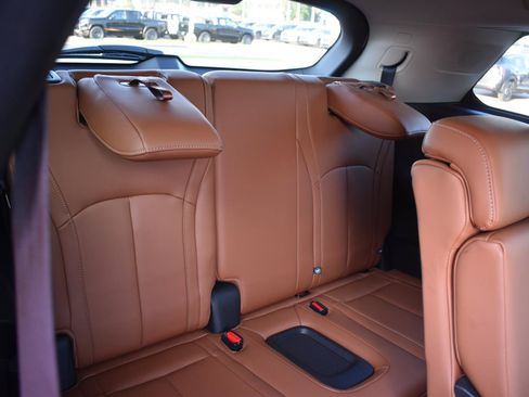 Used 2023 INFINITI QX60 Sensory w/ Vision Package AWD/4WD image 70
