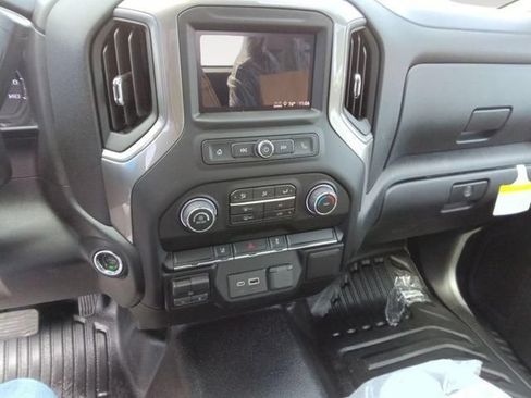 New 2026 Chevrolet Silverado 3500 W/T AWD/4WD image 15