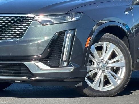 Used 2023 Cadillac XT6 Premium Luxury AWD/4WD image 4