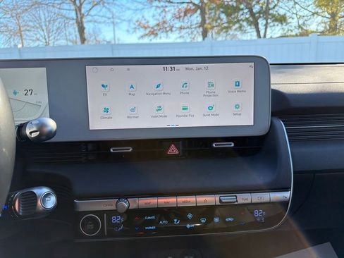 Used 2024 Hyundai Ioniq 5 SE image 21