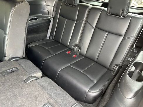 Used 2020 Nissan Pathfinder SL image 19