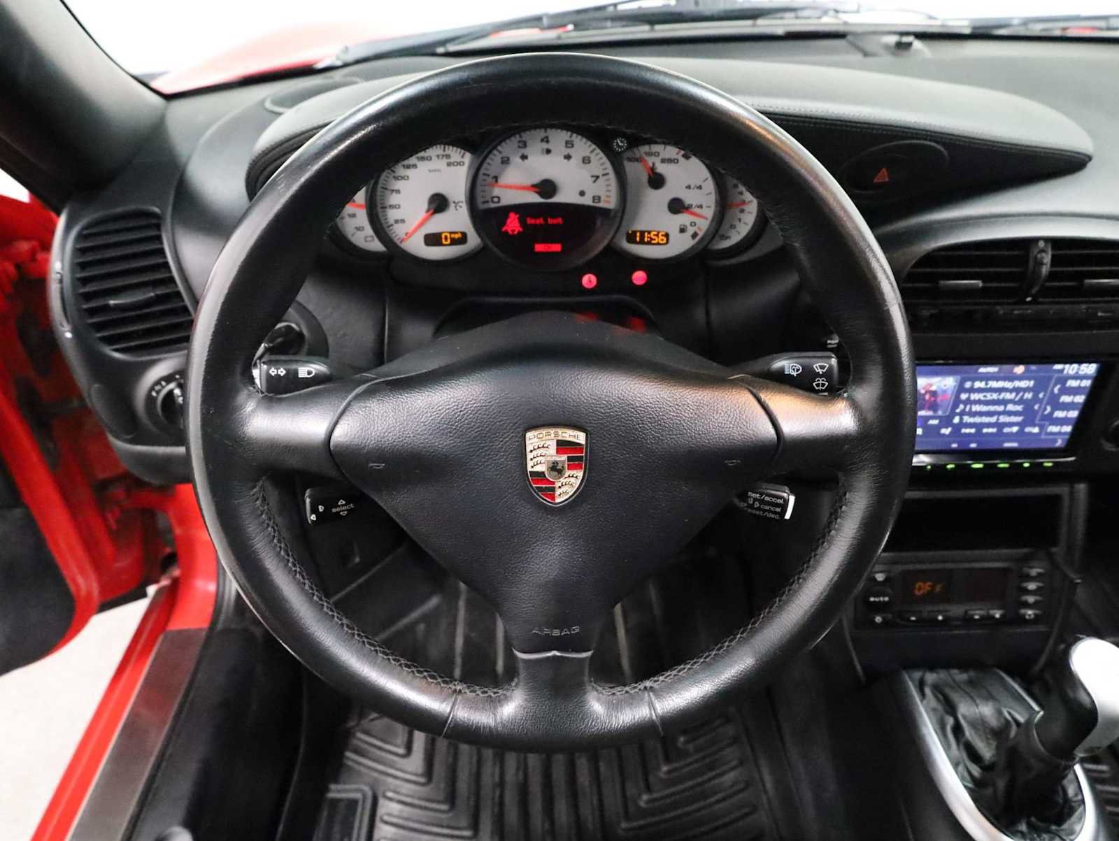 Used 2002 Porsche 911 Carrera RWD image 23