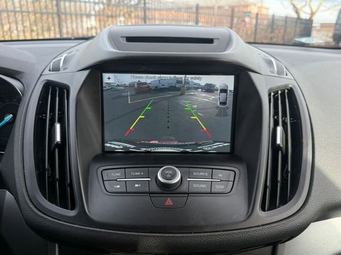 Used 2018 Ford Escape SEL image 24