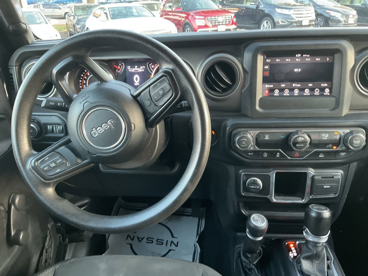 Used 2022 Jeep Wrangler Unlimited Sport AWD/4WD image 13