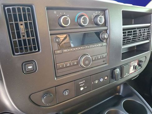 New 2024 Chevrolet Express 4500 w/ Driver Convenience Package RWD image 4