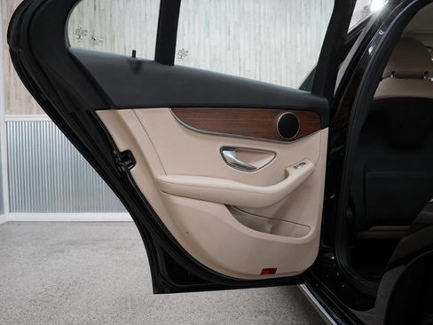 Used 2021 Mercedes-Benz C 300 4MATIC Sedan image 37