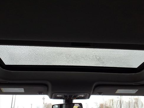 Certified 2022 Chevrolet Silverado 1500 LTZ w/ LTZ Convenience Package II image 27