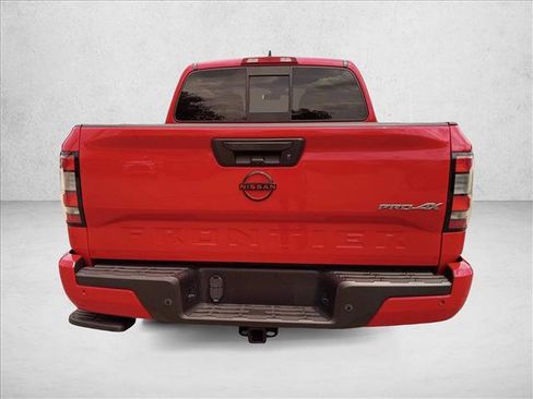 Used 2022 Nissan Frontier PRO-4X AWD/4WD image 6