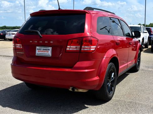 Used 2020 Dodge Journey SE w/ SE Popular Equipment Group FWD image 3