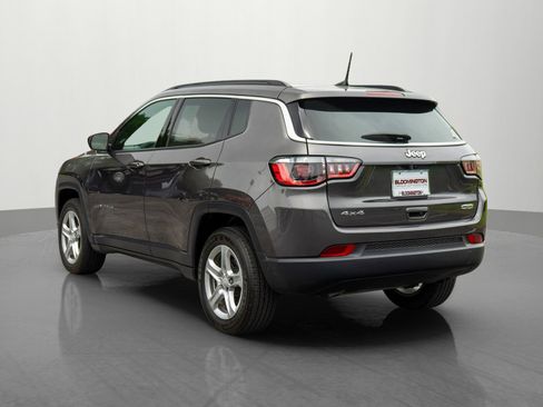 Used 2023 Jeep Compass Latitude w/ Convenience Group AWD/4WD image 5