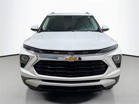 New 2026 Chevrolet TrailBlazer LT w/ Convenience Package image 3