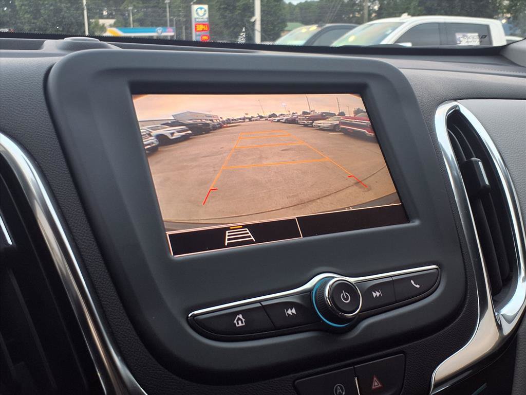 Used 2024 Chevrolet Equinox LS FWD image 22