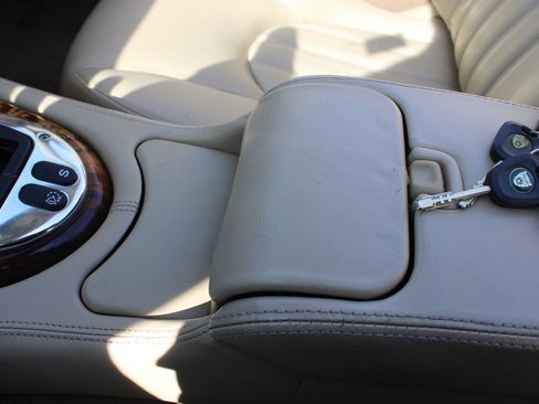 Used 2005 Jaguar XK8 XK8 2dr Convertible image 27