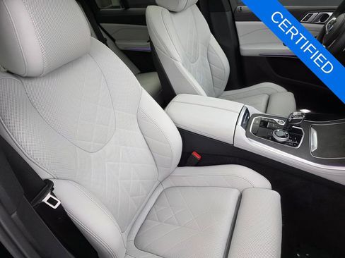 Used 2023 BMW X5 xDrive40i w/ M Sport Package AWD/4WD image 28