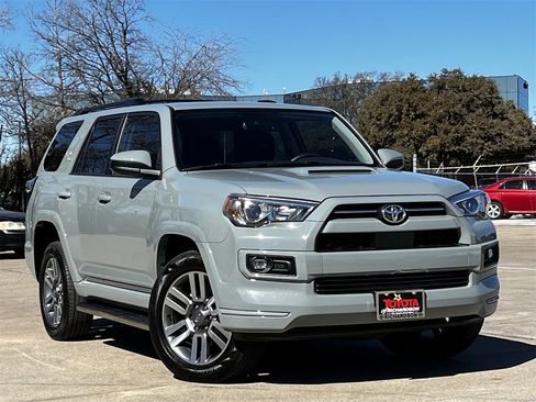 Used 2023 Toyota 4Runner TRD Sport image 2