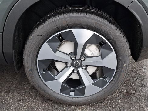 New 2026 Volvo XC40 B5 Core w/ Climate Package image 5