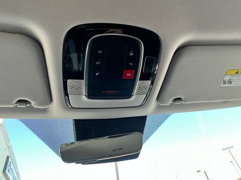 Used 2023 Hyundai Palisade SEL FWD image 39
