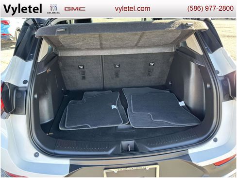Certified 2023 Buick Encore GX Preferred w/ Cold Weather Comfort Package image 10