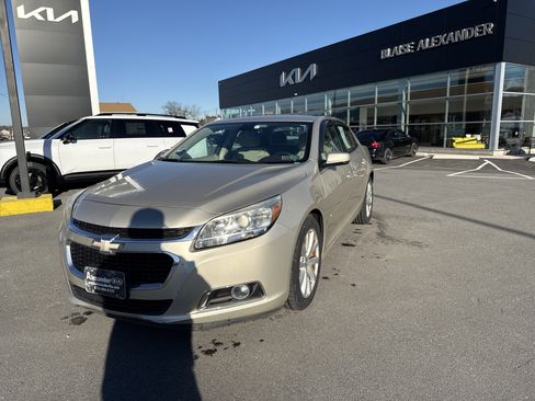 Used 2014 Chevrolet Malibu LT image 8