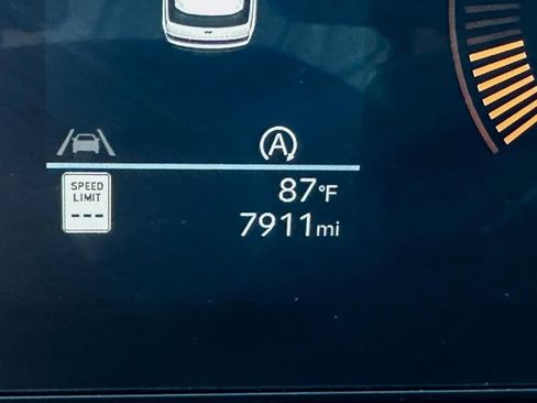Used 2025 Hyundai Santa Fe XRT AWD/4WD image 22