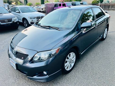 Used 2009 Toyota Corolla S FWD image 1
